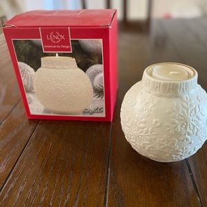 Lenox snowball brand new in box